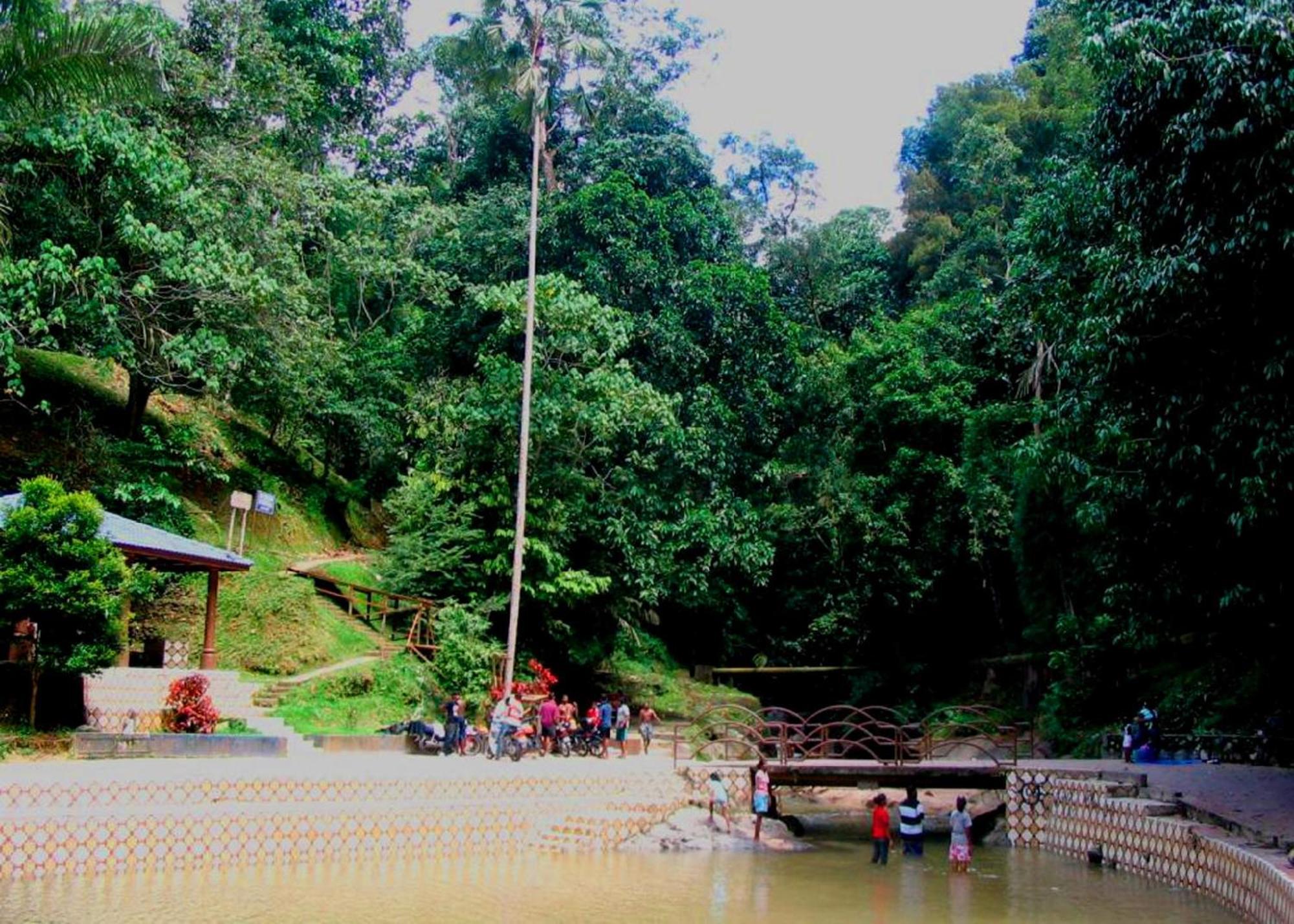 Ark Serendah Hotel Hulu Yam Lama Buitenkant foto